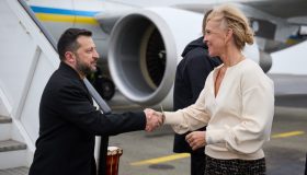 Дорогою до Канади Президент зустрівся з міністеркою закордонних справ Ісландії