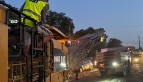 Щоб місто не зупинилось у заторах, працювали вночі: у Вінниці завершують ремонт дороги на перехресті Барського та Хмельницького шосе