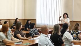 Від бухгалтерського обліку до енергомодернізації. У Вінниці розпочалося безкоштовне навчання з управління будинками для 20 голів правлінь ОСББ