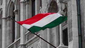 Прем’єр Угорщини підтримує зниження виборчого вікового цензу до 16 років